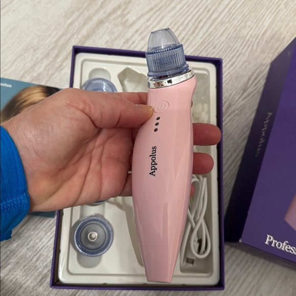 Professional Microderm - Picture 4 of 4